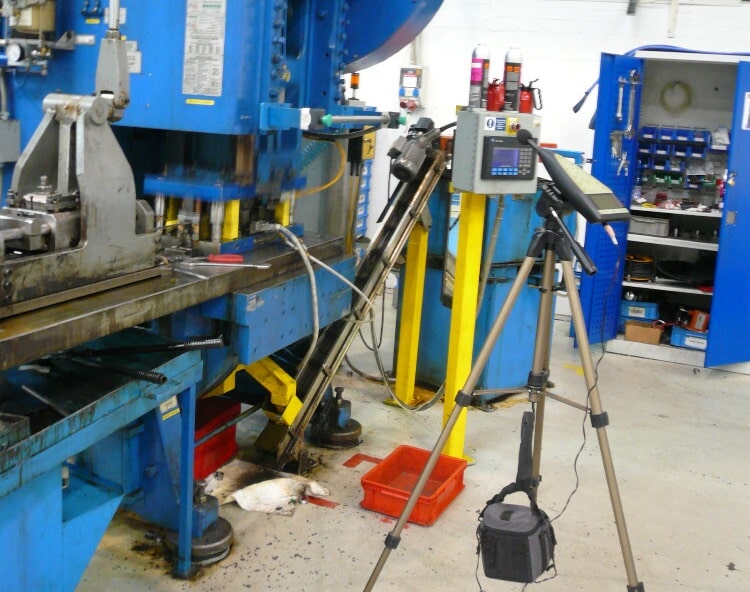 Měření a snižování hluku, hlukové studie, akustické studie Měření a snižování hluku, hlukové studie, akustické studie